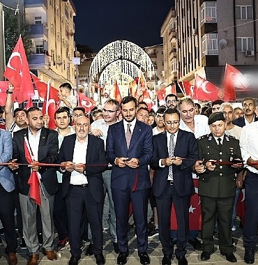 15-temmuzda-bagcilarlilar-bir-oldu.jpg