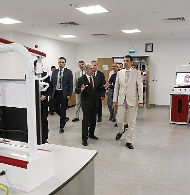 ankara-universitesi-dis-hekimligi-fakultesine-bebek-dostu-ve-beslenme-dostu-unvani.jpg