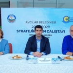 avcilarda-katilimciligi-arttirmak-amaciyla-paydaslarin-goruslerini-almak-icin-avcilar-belediyesi-2025-2029-yillari-stratejik-plan-calistayi-duzenlendi.jpg