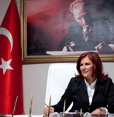 aydin-buyuksehir-belediye-baskani-ozlem-cercioglu-24-temmuz-gazeteciler-ve-basin-bayrami-nedeniyle-bir-mesaj-yayimladi.jpg