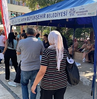 aydin-buyuksehir-belediyesi-bugun-gerceklestirilen-kamu-personeli-secme-sinavi-kpss-oncesinde-memur-adaylarini-yalniz-birakmadi.jpg
