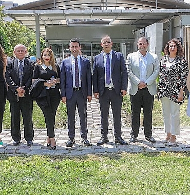 baskan-onal-lefkosa-turk-belediyesi-baskani-harmanciyi-agirladi.jpg