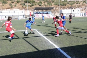 bayraklida-u-12-cup-futbol-turnuvasi-heyecani.jpg