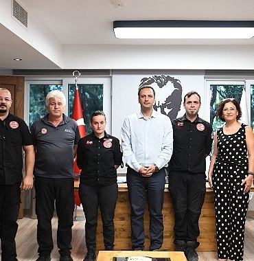 bornovada-afetlere-karsi-ortak-calisma.jpg