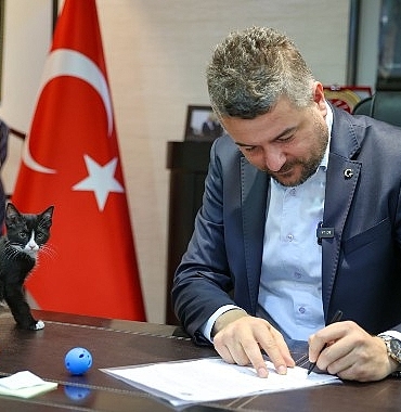 buca-belediye-baskani-dumandan-yeni-yasaya-tepki.jpg