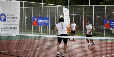 efsaneler-onuruna-ayak-tenisi-turnuvasi.jpg