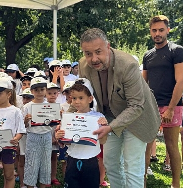 genc-yuzuculer-sertifikalarini-aldi.jpg