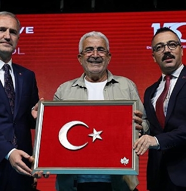 inegol-15-temmuzun-yil-donumunde-yine-meydanlarda.jpg