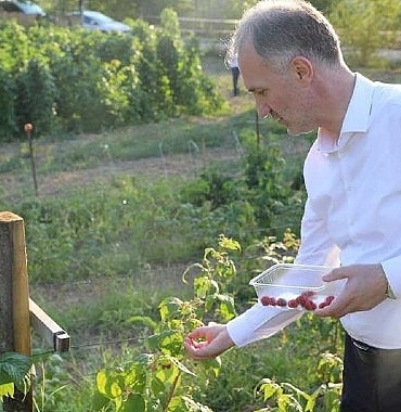 inegol-belediyesi-ucretsiz-toprak-analizi-uygulamasi-devam-ediyor.jpg