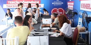 istanbul-buyuksehir-belediyesinin-tercih-danisma-ve-rehberlik-merkezleri-yksye-giren-genclere-bu-yil-da-ucretsiz-danismanlik-hizmeti-verecek.jpg