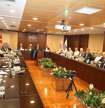 izmirli-ihracatcilarin-kdv-iadeleri-ortalama-17-gunde-sonuclandiriliyor.jpg