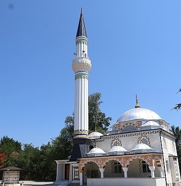 izmit-kaynarca-camii-ibadete-acildi.jpg