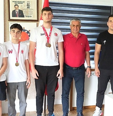 kemerin-gururlarindan-baskan-topalogluna-ziyaret.jpg