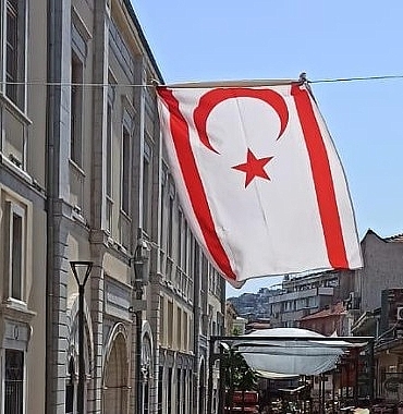kktcnin-baris-ve-ozgurluk-bayrami-izmirde-kutlaniyor.jpg