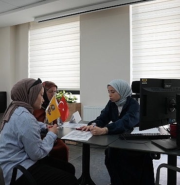 lima-universite-adaylarina-yks-tercih-danismanligi-hizmeti-veriyor.jpg
