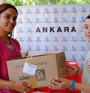 losev-mutlu-et-paketleri-ile-mutluluk-paylastikca-cogaliyor.jpg