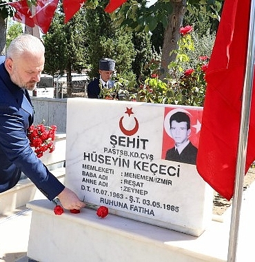 menemende-15-temmuz-icin-milli-birlik-vurgusu-devletimiz-demokrasi-ve-milli-iradesiyle-ilelebet-yasayacaktir.jpg