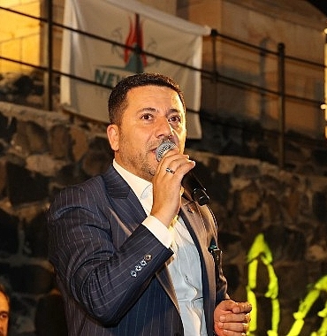 nevsehir-belediyesi-tarafindan-muharrem-ayi-ve-asure-gunu-dolayisiyla-duzenlenen-programda-vatandaslara-asure-ikraminda-bulunuldu.jpg