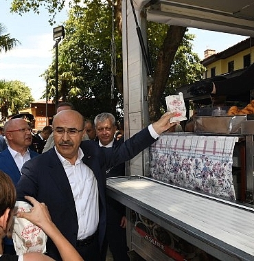 osmangazide-15-temmuz-sehitleri-icin-lokma-ikrami.jpg