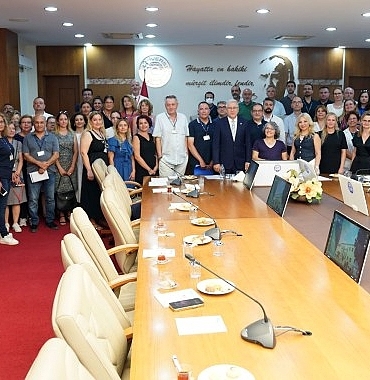 rektor-budak-kalite-odakli-veriye-dayali-yonetim-anlayisi-ile-calismalarimizi-surduruyoruz.jpg