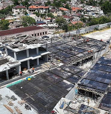 selcuklu-belediyesi-tarafindan-tarihi-sille-mahallesine-kazandirilacak-olan-kapali-otopark-karma-yapilar-ve-meydan-duzenlemesi-projesinde-calismalar-araliksiz-devam-ediyor.jpg