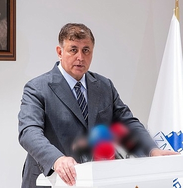 tugay-bu-ulkeyi-iyiye-goturecek-olan-rakibe-celme-takmak-degildir.jpg