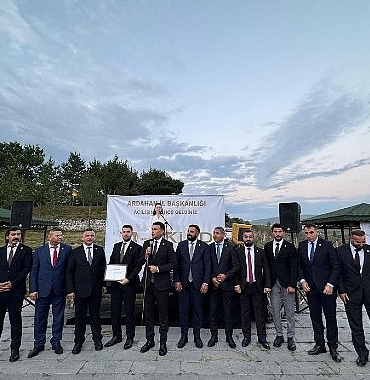 tum-sanayici-ve-isadamlari-dernegi-tumkiadin-44ncu-subesi-ardahanda-yapilan-gorkemli-bir-torenle-acildi.jpg