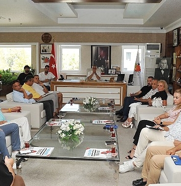 turizmciler-kemer-tanitimi-icin-toplandi.jpg