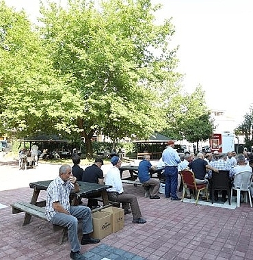 yeni-mahalle-yeni-meydanina-kavustu.jpg