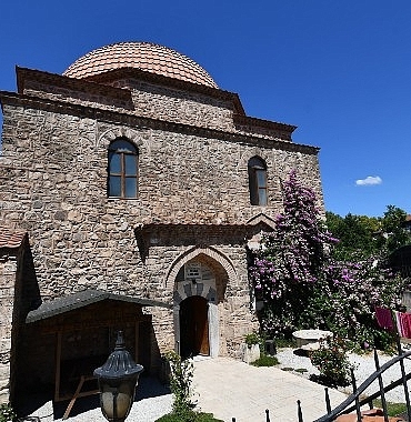 500-yillik-tarihi-hamamda-yarim-asirlik-hizmet.jpg