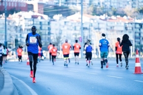 9-eylul-izmir-yari-maratonu-icin-basvurular-suruyor.jpg