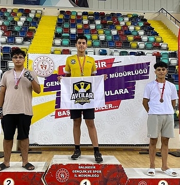 avcilar-belediye-spor-madalyaya-doymuyor.jpg