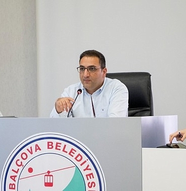 balcova-belediyesine-hibe-ambulans.jpg