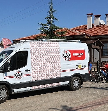 baskan-altay-31-ilcemizde-tamir-edilmeyi-bekleyen-bisikletleri-tamir-ederek-kullanima-kazandiriyoruz.jpg