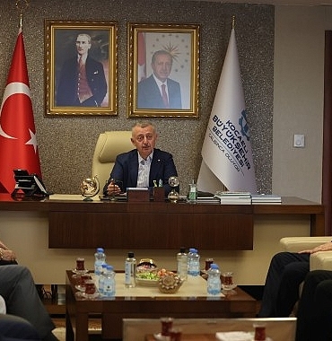 baskan-buyukakin-gazzede-yasananlar-insanligin-ortak-vicdanini-yaralamaktadir.jpg
