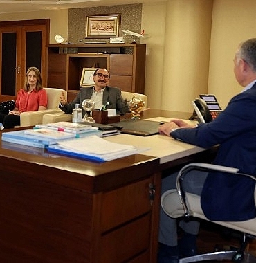 baskan-buyukakin-milli-mucadele-genclerimizin-ilham-kaynagidir.jpg