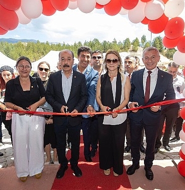 baskan-mutludan-saphane-mesaisi-el-ele-verip-halkin-mutlulugu-icin-calisacagiz.jpg