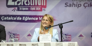 baskan-ovalioglu-kadinlarin-yerel-yonetimlerdeki-basarilari-ve-karsilastiklari-zorluklar-panelinde-konustu.jpg