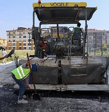 baskan-pekyatirmaci-asfalt-calismalarini-inceledi.jpg