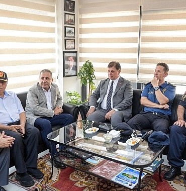 baskan-tugay-26-agustosta-gazileri-ve-sehit-yakinlarini-yalniz-birakmadi.jpg