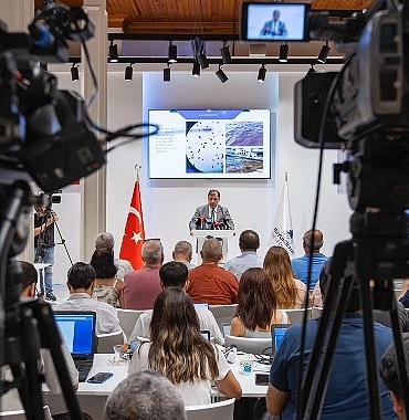 baskan-tugaydan-korfez-cagrisi-uzattigim-el-sikilana-kadar-elimi-havada-tutmaya-devam-edecegim.jpg