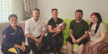 burhaniye-belediyesinden-hos-geldin-bebek-ziyareti.jpg