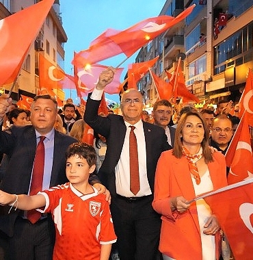 buyuk-zaferin-102-yili-gaziemirde-coskuyla-kutlanacak.jpg