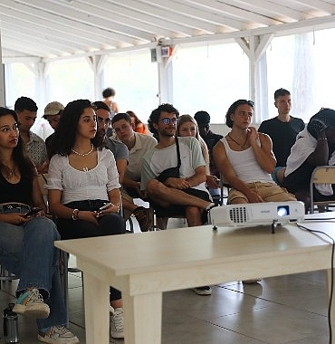 buyuksehir-belediyesi-genclik-kampi-5-ulkeden-35-ogrenciyi-biraraya-getirdi.jpg