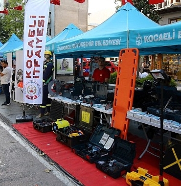 buyuksehirden-deprem-farkindaligi-icin-onemli-calisma.jpg