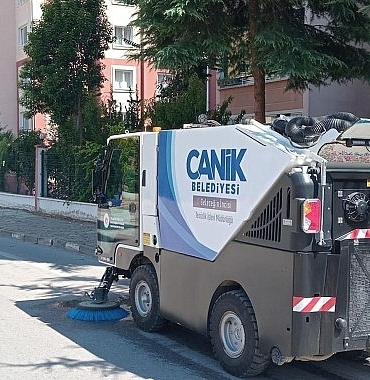 canik-belediyesi-guclu-temizlik-filosuyla-sahada.jpg