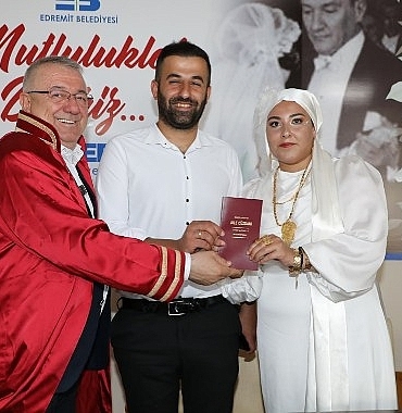 edremit-belediyesi-evlendirme-dairesi-yeni-yerinde.jpg