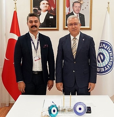 egeli-akademisyenden-online-sinavlarin-guvenligini-artiracak-yapak-zeka-projesi.jpg