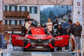 enplus-destegiyle-italya-rallisinde-turk-imzasi-turk-ralli-pilotu-nazan-zorlu-italya-ralli-sampiyonasindaki-iki-yarisiyla-liderlige-yukseldi.jpg