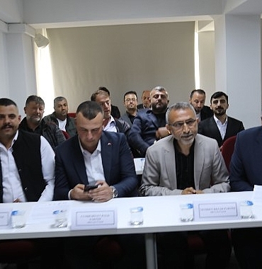 geyve-belediye-meclisi-agustos-toplantisi-yapildi.jpg